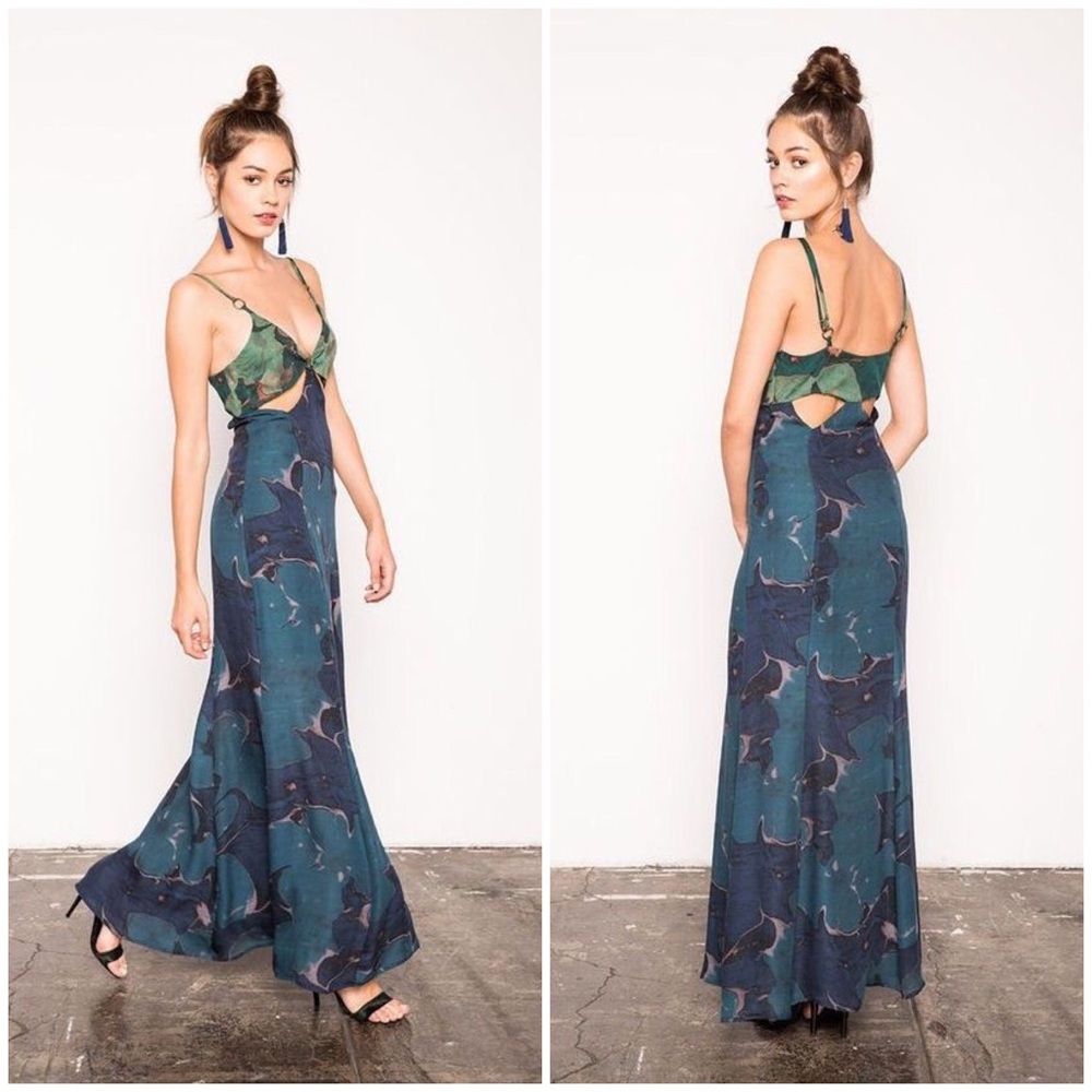 STONE COLD FOX LILY GOWN HOLIDAY BRIDAL RESORT - Picture 3 of 8